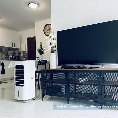 Appartement Parisien Neuf, Moderne Avec Une Grande Salon, 2 Chambres, 4 Lits, Parking Gratuit, 15Min De Paris Et 13 Min Aeroport Orly Витри-сюр-Сен Экстерьер фото